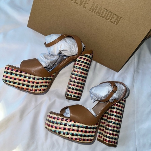 Steve MADDEN MULTI COLORED PLATFORM BLOCK HEELS - Picture 5 of 7